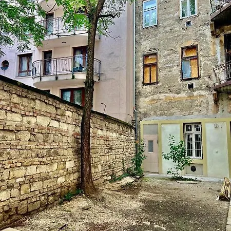Gozsdu Court La Fontaine Apartment Budapest Exterior photo